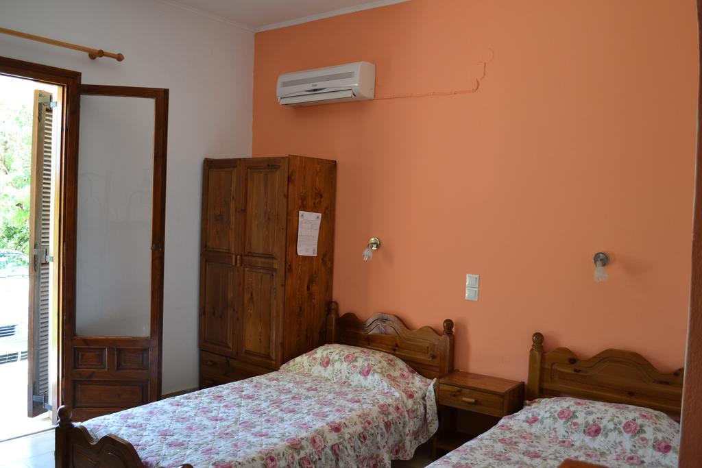 Salvanos Residence Ipsos Luaran gambar