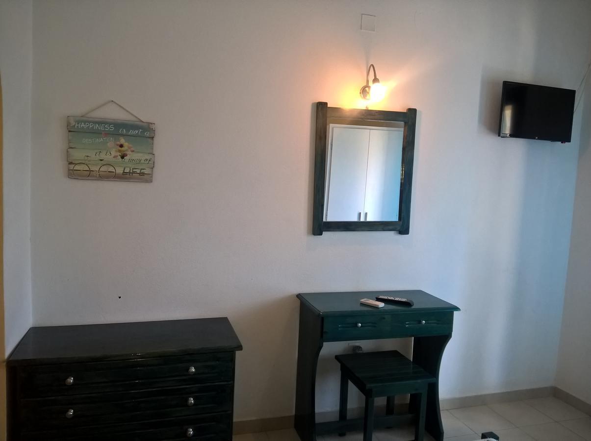 Salvanos Residence Ipsos Luaran gambar
