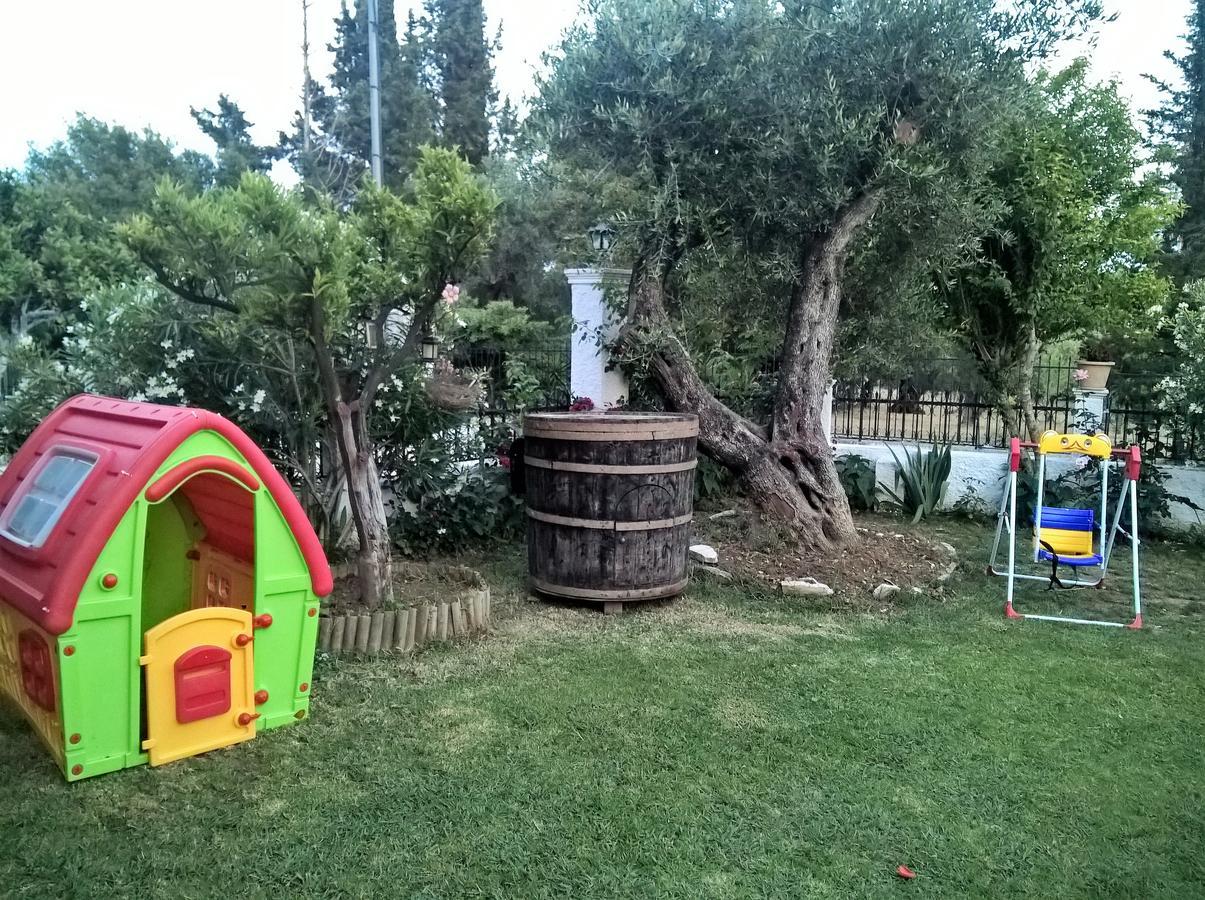 Salvanos Residence Ipsos Luaran gambar