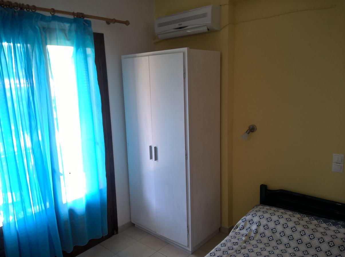 Salvanos Residence Ipsos Luaran gambar