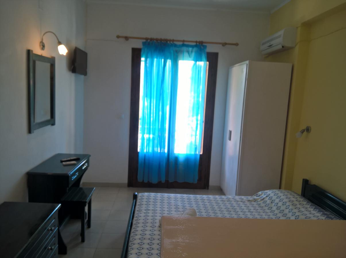 Salvanos Residence Ipsos Luaran gambar